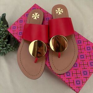 TORY BURCH RED THONG PATOS SANDALS GOLD DISC ACCENT NIB 6